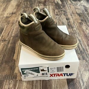 COPY - Xtratuf Women’s Leather Ankle Deck Boot - Olive - Size 7.5